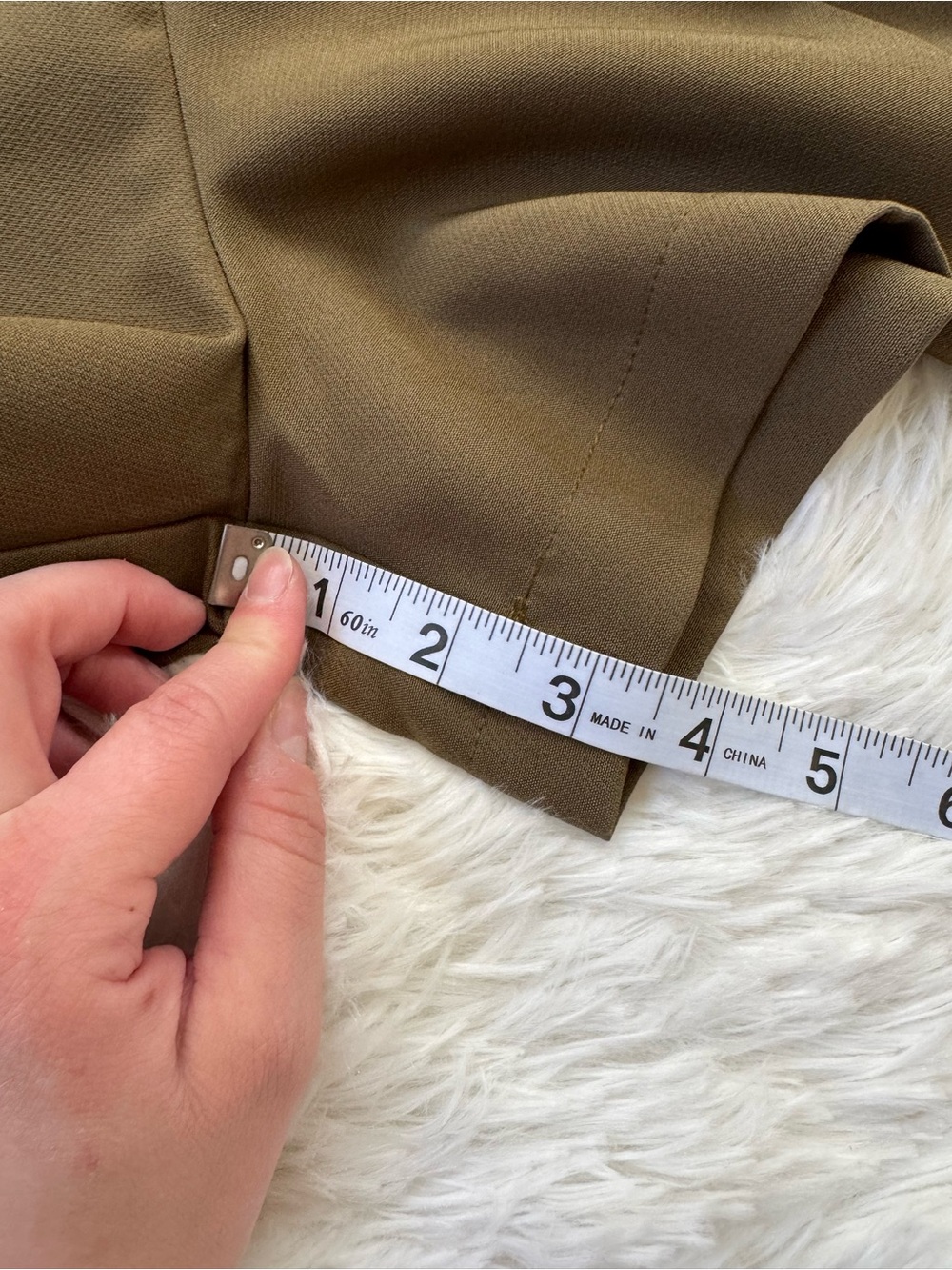 Tailored dark olive green high waist pleated shorts size 27” waist/6 - Picture 8 of 8